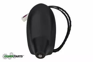 OEM FIAT GENUINE RADIO ANTENNA BASE 2014-2016 FIAT 500L 2015-2016 FIAT 500X - Foto 1 di 7