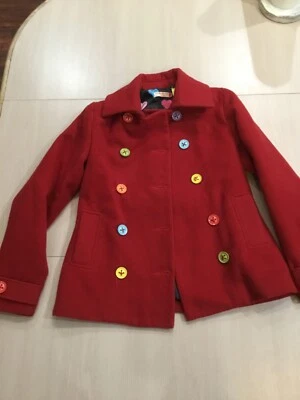 LittleMissMatched 尺寸 M 女孩夹克红色佛像羽绒免费送货  — 第 1/4 张图片