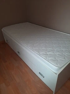 90×200 Bett - Bild 1 von 4