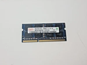 Hynix 4GB PC3-10600S DDR3-1333 Laptop RAM - HMT351S6BFR8C-H9 Memory Non-ECC - Afbeelding 1 van 1