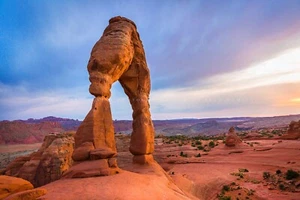 Arches National Park Photography Print - Picture of Delicate Arch near Moab Utah - Picture 1 of 5