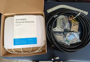 Waveform ANT660 600-6000MHz 4x4 MIMO Kit antenna da pannello per 4G/5G con cavo 30 piedi - Foto 1 di 5