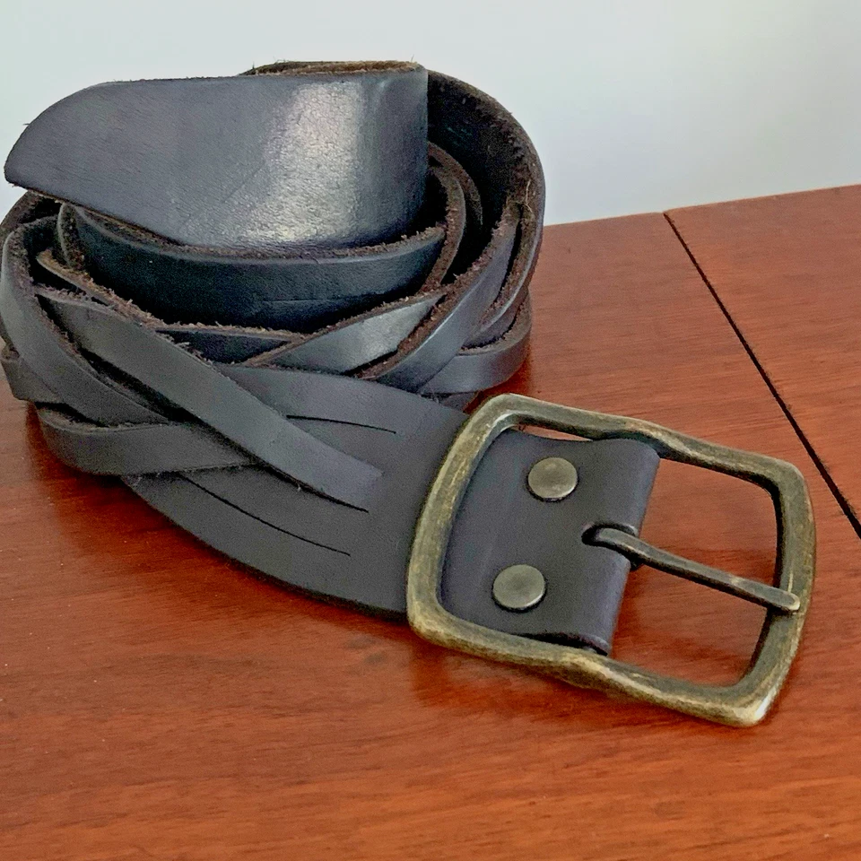 Gap черный кожаный плетеный ремень с твердой латунной пряжкой размер 32 и 1,75 дюйма в ширину - Изображение 1 из 4