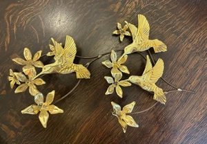 Metall Wandbild hängend Messing Kolibris Blumen Vögel Kupfer Zweige 15" MCM - Bild 1 von 1