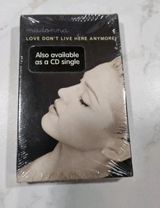 VINTAGE SEALED NEW MADONNA *LOVE DONT LIVE HERE ANYMORE* CASSETTE SINGLE - Imagen 1 de 14