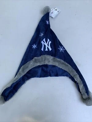New York Yankees￼ Fleece Pom Beanie Hat Forever Collectible Trl8#10 - Image 1 of 4