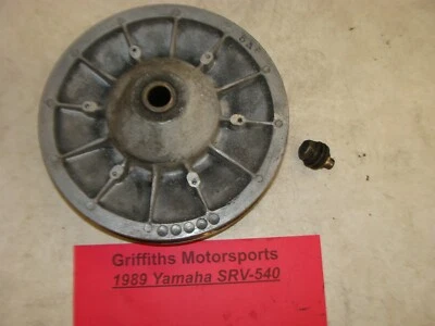 Yamaha SRV 540 1989 polea de embrague accionada por correa secundaria con cuñas de perno Foto 1 de 4