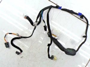 Kia Sorento XT MK1 2006 Door Wiring Loom Rear Right Door Side 91820-3E011 - Picture 1 of 11