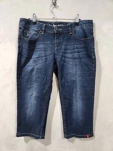 DC by Esprit Denim WOmens Shorts Size 31 Blue Denim Knee Length (3146) - Picture 1 of 7