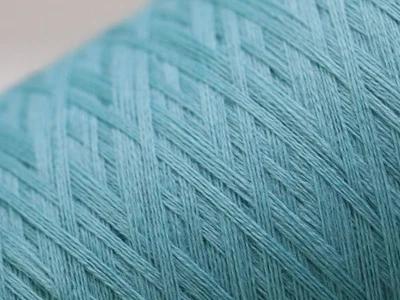E10 250g SUPERSOFT MERINO SCHURWOLLE TÜRKIS-BLAU (5,5) Strick Wool Garn Lace - Bild 1 von 3