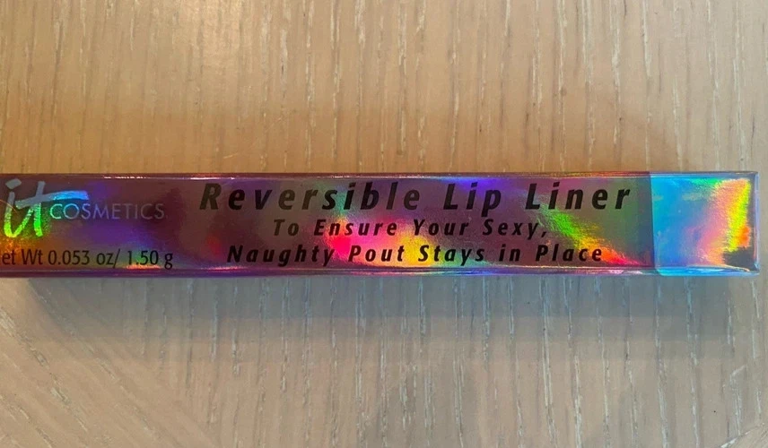It Cosmetics Reversible Lip Liner Stops Lipstick Bleeding  Rare NEW IN BOX - Image 1 of 1
