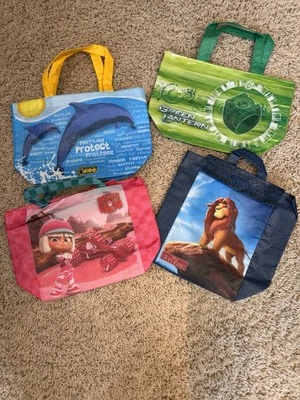 4 bolsas de almuerzo reutilizables metro Rey León, Wreck-it-Ralph, Linterna Verde, Delfín Foto 1 de 4