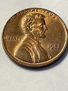 Rare 1982 1 C RD Small Date Copper 3.11 Grams Struck Off Centre - Picture 1 of 6
