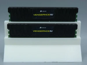 2x 4GB Corsair VENGEANCE LP CML16GX3M4A1600C9 8GB DDR3 1600MHz PC3-12800U Ram - Bild 1 von 2