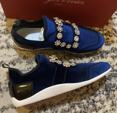 Remaches Roger Vivier Sporty Viv Flor Strass Talla Plana 40 Foto 1 de 4