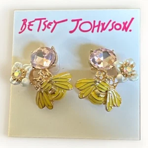 Betsey Johnson Yellow Bumble Bee & Rhinestone Flower Pink Stud Earrings NWT - Picture 1 of 1