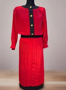 Set due pezzi gonna vintage Andrea Gayle rosso plissettato nero rifiniture TG 6 W 23” 80s Vibe - Foto 1 di 12