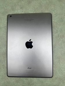 Lot Of 10x Apple A1474 iPad Air MD785LL/A 16GB 1st Gen, Locked - Picture 1 of 6