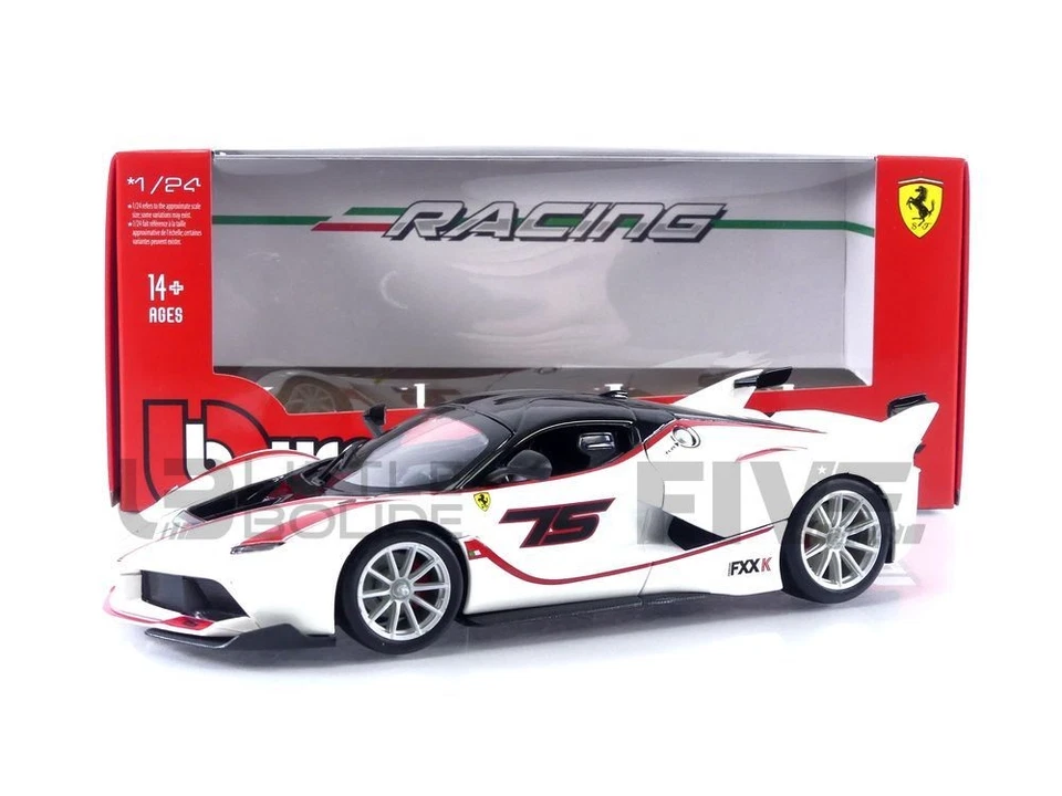 BBURAGO 1/24 - FERRARI FXX K - 2015 26301W - Image 1 of 1