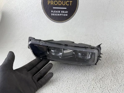 Luz antiniebla LED 2018-2023 Dodge Durango (izquierda/conductor) Foto 1 de 4