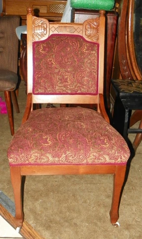 Walnut Carved Parlor Chair Sidechair red gold  (SC15) Cover