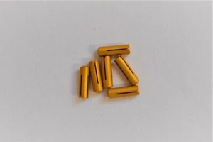 2 SÄTZE ANDOISIERTE LEGIERUNG FLUGPROTEKTOREN GOLD - Bild 1 von 1