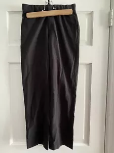 IZOD Boy's Slim Fit Black Flat Front Dress Pants Size 12 - Picture 1 of 9