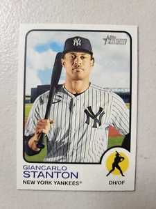 2022 Topps Heritage Baseball Giancarlo Stanton New York Yankees base card #225 - Picture 1 of 2