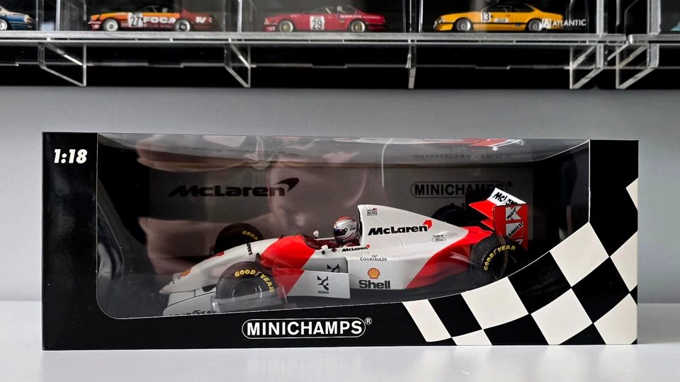1/18 Minichamps 530931827 McLaren Honda MP4/8 Michael Andretti European GP 1993 - Immagine 1 di 2