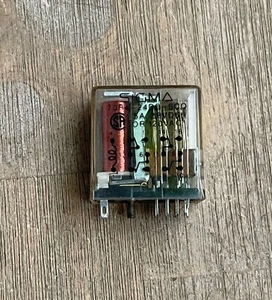 SIGMA 70R4-24DC-SCO RELAY 28VDC 5A 120VAC 14 PIN - Picture 1 of 4