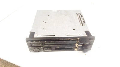 1j0035152e Kassettenradio Autoradio 7649236360 Volkswagen Polo DE2111716-50 - Bild 1 von 3