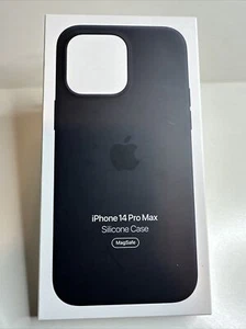 Apple Silicone Case with MagSafe for iPhone 14 Pro Max - Midnight (MPTP3ZM/A) - Photo 1 sur 2