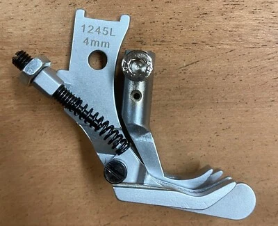 Edge Guide Topstitch Foot for Pfaff 145, 335, 545, 1245 Sewing Machine - Image 1 of 2