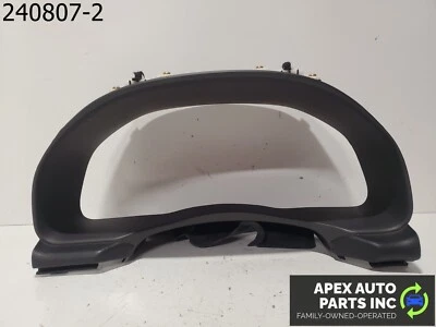 Infiniti Q45 2002 4,0 L velocímetro bisel embellecedor OEM 68240-AR203 Foto 1 de 4