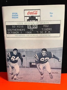 1966 MEMPHIS STATE -V- MISSISSIPPI STATE SOUVENIR FOOTBALL PROGRAMM 1.10.66 - Bild 1 von 3