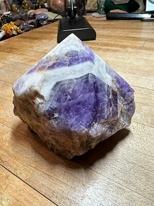 Amethyst Banded Chevron Crystal Gemstone Six Sided Laser Point Specimen 001 - Picture 1 of 12
