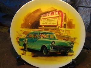 BRADFORD EXCHANGE COLLECTORS PLATE "THE ALL AUSTRALIAN CAR " 1960 THE FB HOLDEN" - Picture 1 of 2