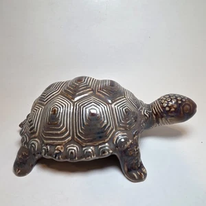 Botella decantadora vintage Maggio Turtle Vino Rosso 1967 Baltimore - Imagen 1 de 6