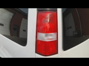 Used Left Tail Light Assembly fits: 2020 Chevrolet Express 3500 van Left Grade C - Imagen 1 de 24