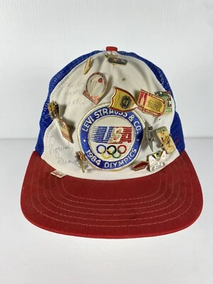 Gorra Levi’s Snapback 1984 de los Juegos Olímpicos de Los Ángeles firmada con alfileres Foto 1 de 4
