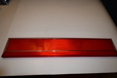 1980-1984 NOS LINCOLN TOWN CAR LEFT SIDE REAR REFLECTOR LENS - Image 1 of 4