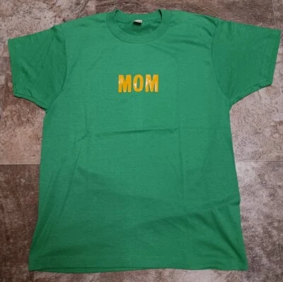 Rare 80's Vintage Mom/Grandma Double-Sided Green T-Shirt Size Large 17.5" x 27"  - Image 1 of 4