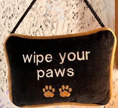 decorative pillow velvet small black hanging wipe your paws cord sign - Image 1 of 4