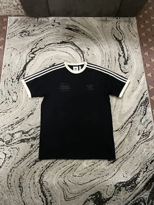 Adidas Originals Sport Graphic Cali T-shirt Black BNWT Size Medium Sample IS1413 - Picture 1 of 16