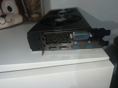 Amd Nitro Sapphire Rx 570 4gb - Immagine 1 di 4