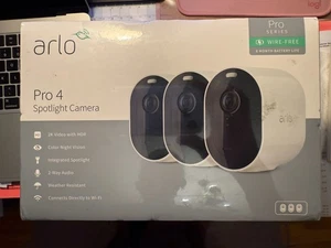 NEW $450 arlo Pro4 Spotlight Camera VMC4350P-100NAS Wire-Free 2K Video with HDR - Picture 1 of 3