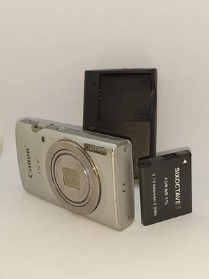 Fotocamera digitale compatta Canon IXY 180 argento con batteria e caricabatterie - Immagine 1 di 4