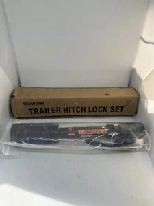 TowWorks Keyed Alike Black Trailer Hitch 5/8”- 3-1/4”. In Box. - Bild 1 von 9