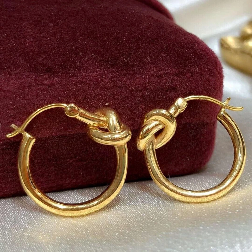 Женские серьги-кольца из чистого 18-каратного желтого золота с завязками на удачу - Изображение 1 из 4