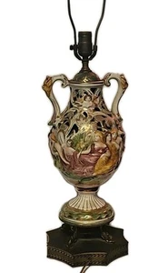 Vintage Capodimonte Pierced Porcelain Table Lamp Brass Base Gold Gilt (READ) - Picture 1 of 14